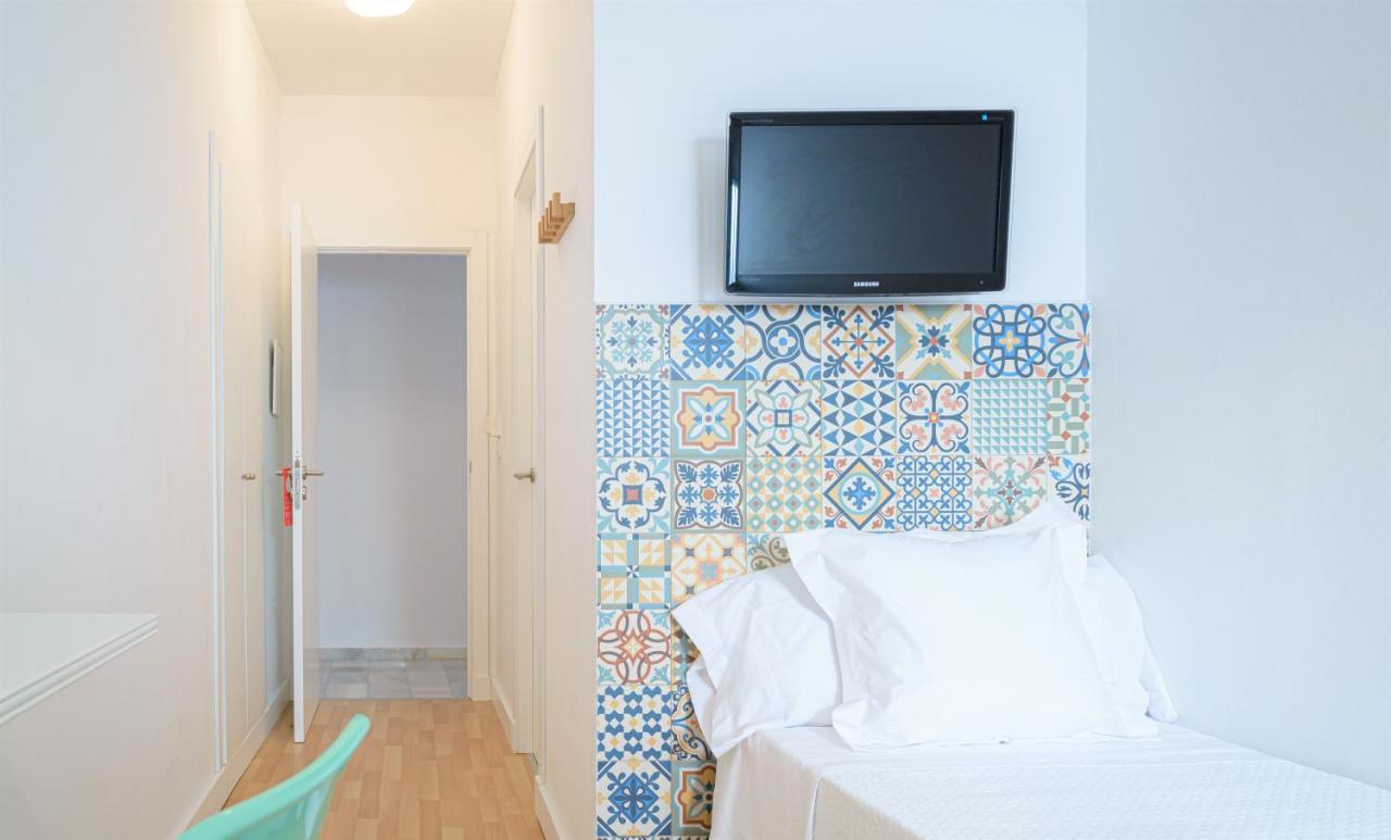 Hostal La Calzada 타리파 외부 사진